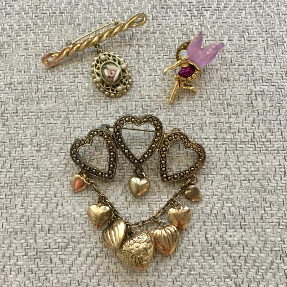 Brooches Bundle
